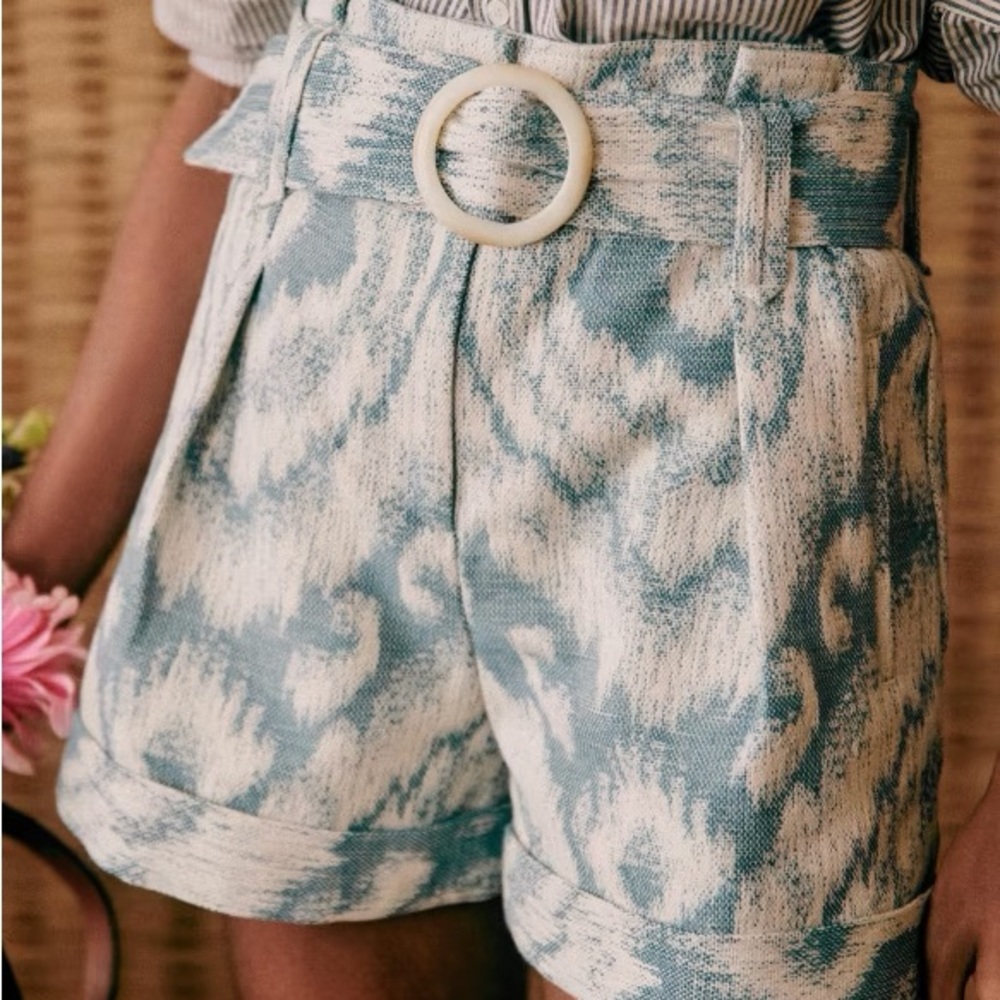 Sezane Rome Short in Jacquard